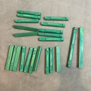 Vintage Lincoln Logs Lot of 22 Green Building Blocks Parts 2 and 3 Notch